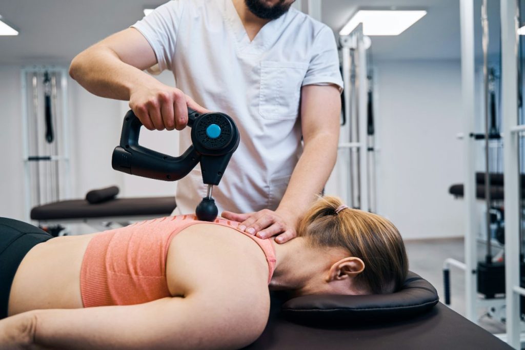 Chiropractor vs Physiotherapy: Which Is Right for You?